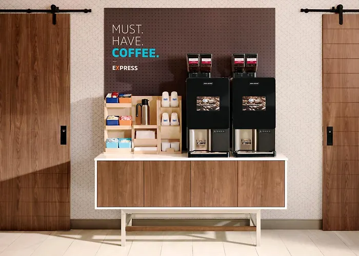 Holiday Inn Express Hotel & Suites-St. Paul By Ihg